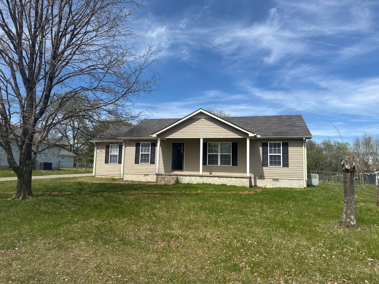 5336 Keystone Ct - Photo 2 of 12