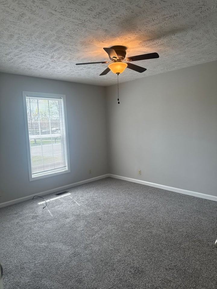 5336 Keystone Ct - Photo 5 of 12
