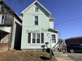 featured image of 300 E 3rd St