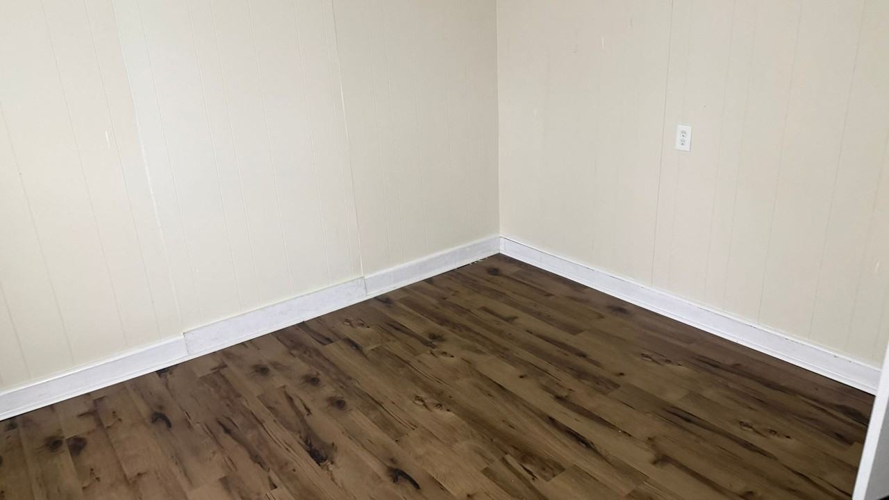 2408 Gordon St - Photo 3 of 11