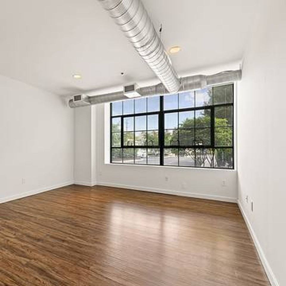 Silk Factory Lofts - Photo 3 of 7