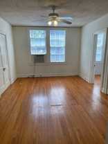 1301 Napoleon Ave #E - Photo 1 of 1