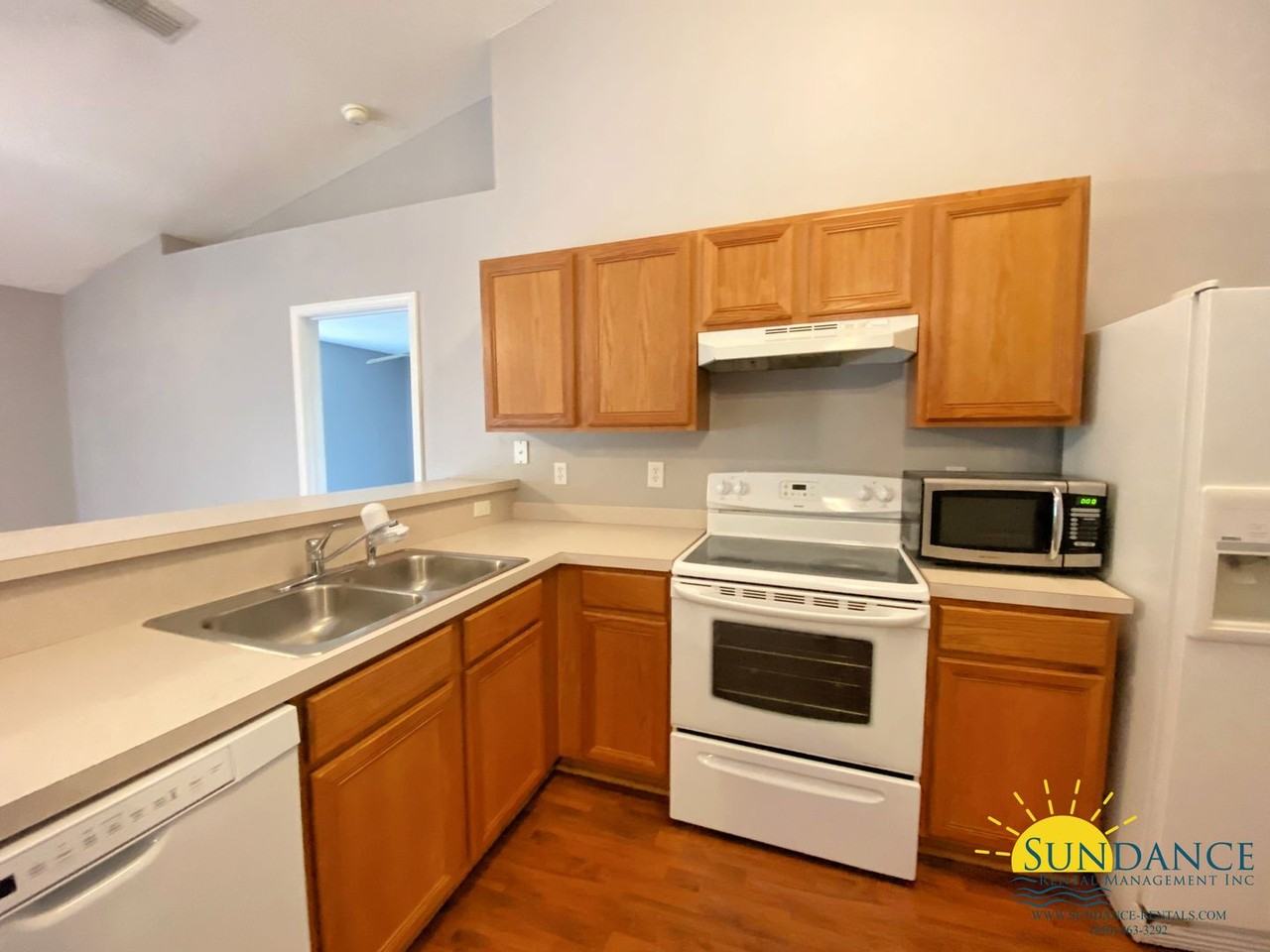 156 Cabana Way - Photo 4 of 18