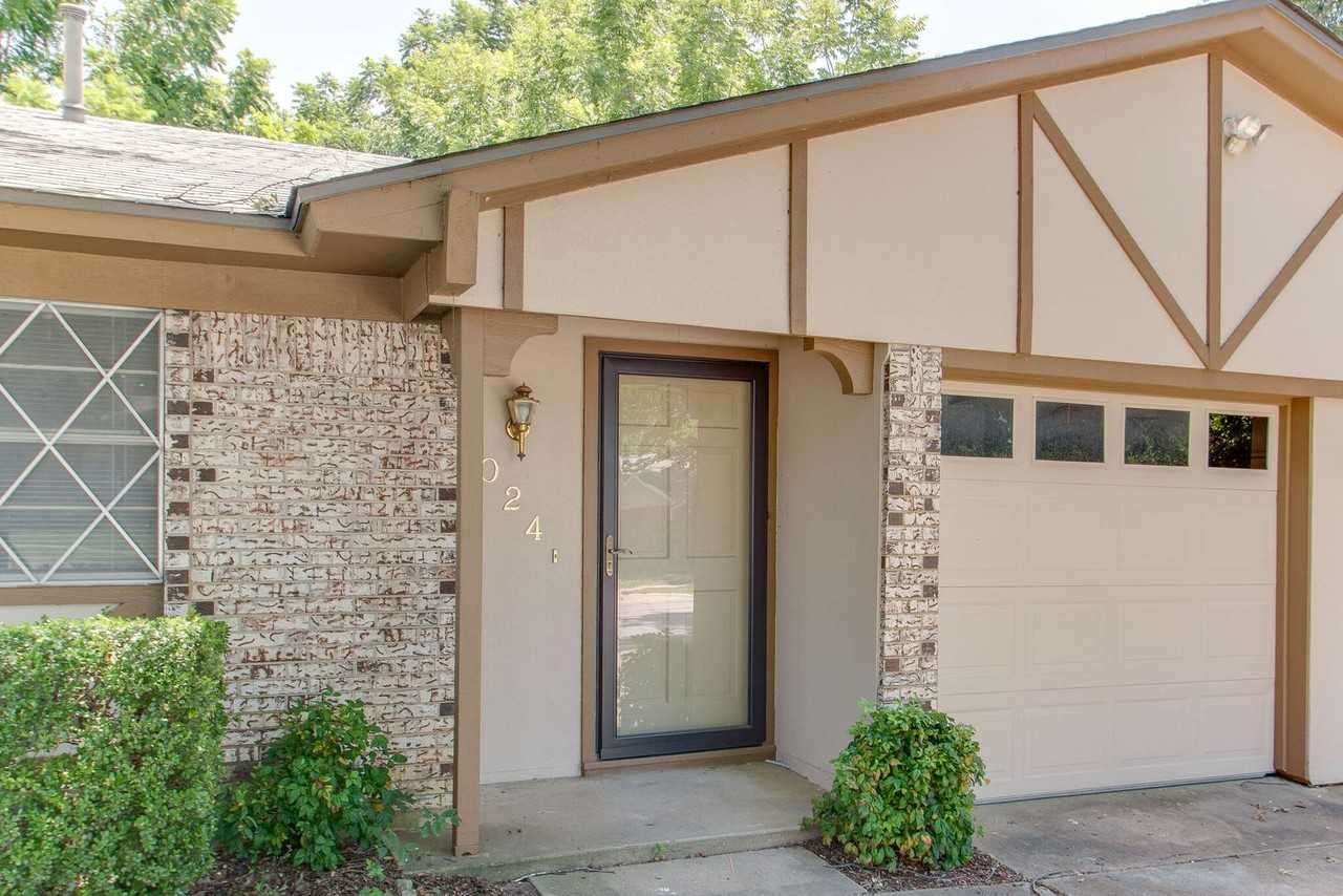 6024 Blueridge Dr - Photo 6 of 30