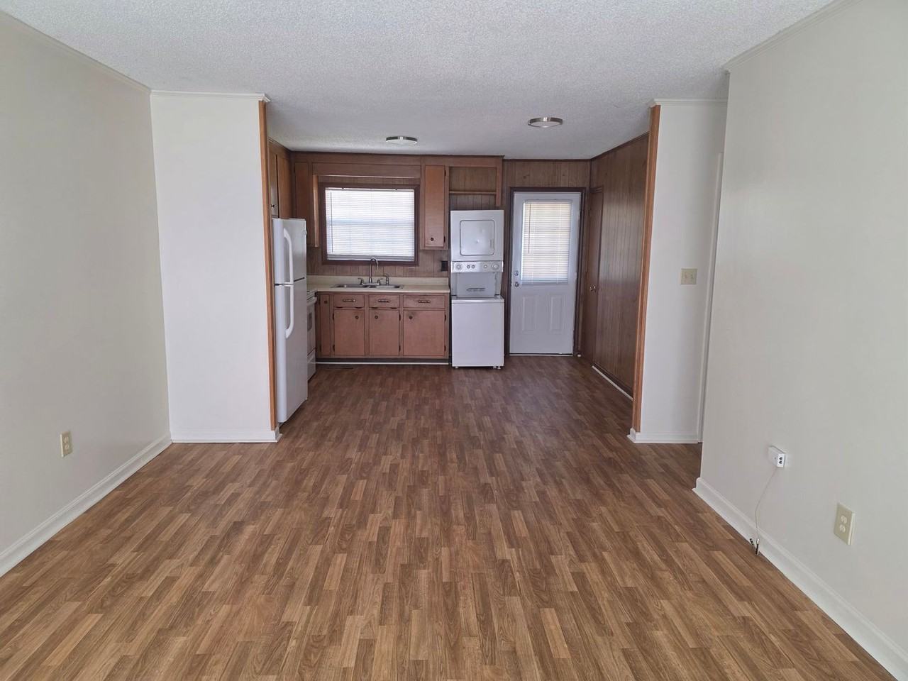 159 Hazeldale Ln - Photo 4 of 12