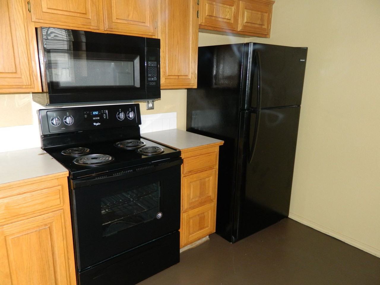 4246 W Patrick St - Photo 5 of 13