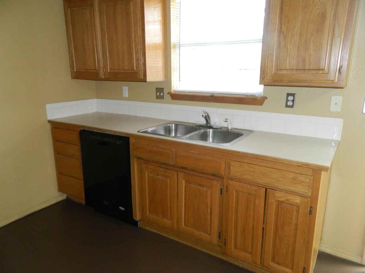 4246 W Patrick St - Photo 6 of 13