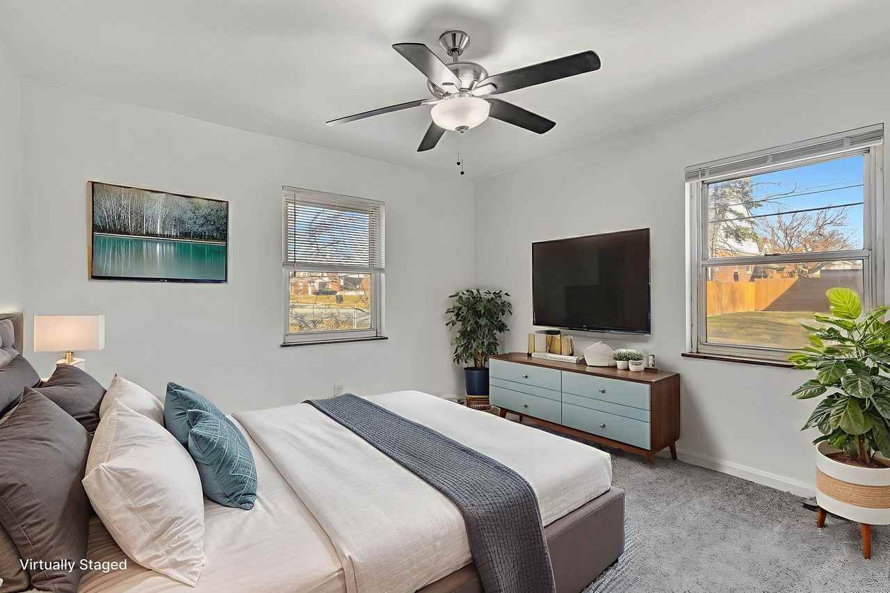 1216 Groesbeck Rd - Photo 6 of 17