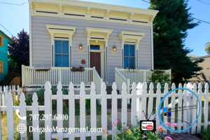 featured image of 1017 Marin St