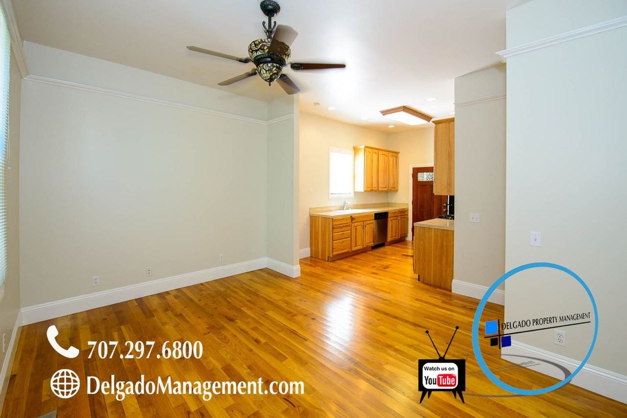 1017 Marin St - Photo 7 of 10