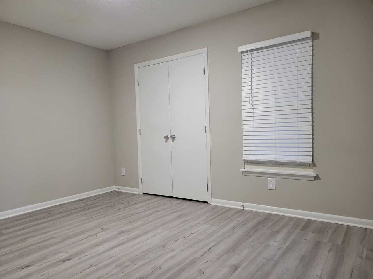 3117 Woodpecker Ct - Photo 5 of 9