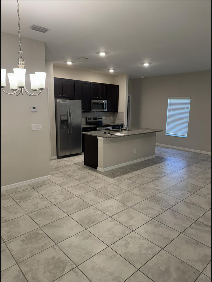 2640 Talleyrand Ave - Photo 3 of 13