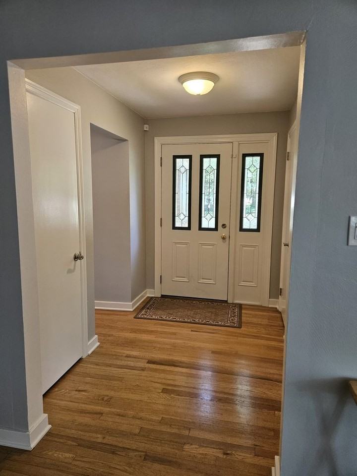 764 W Hamilton Ave - Photo 3 of 39