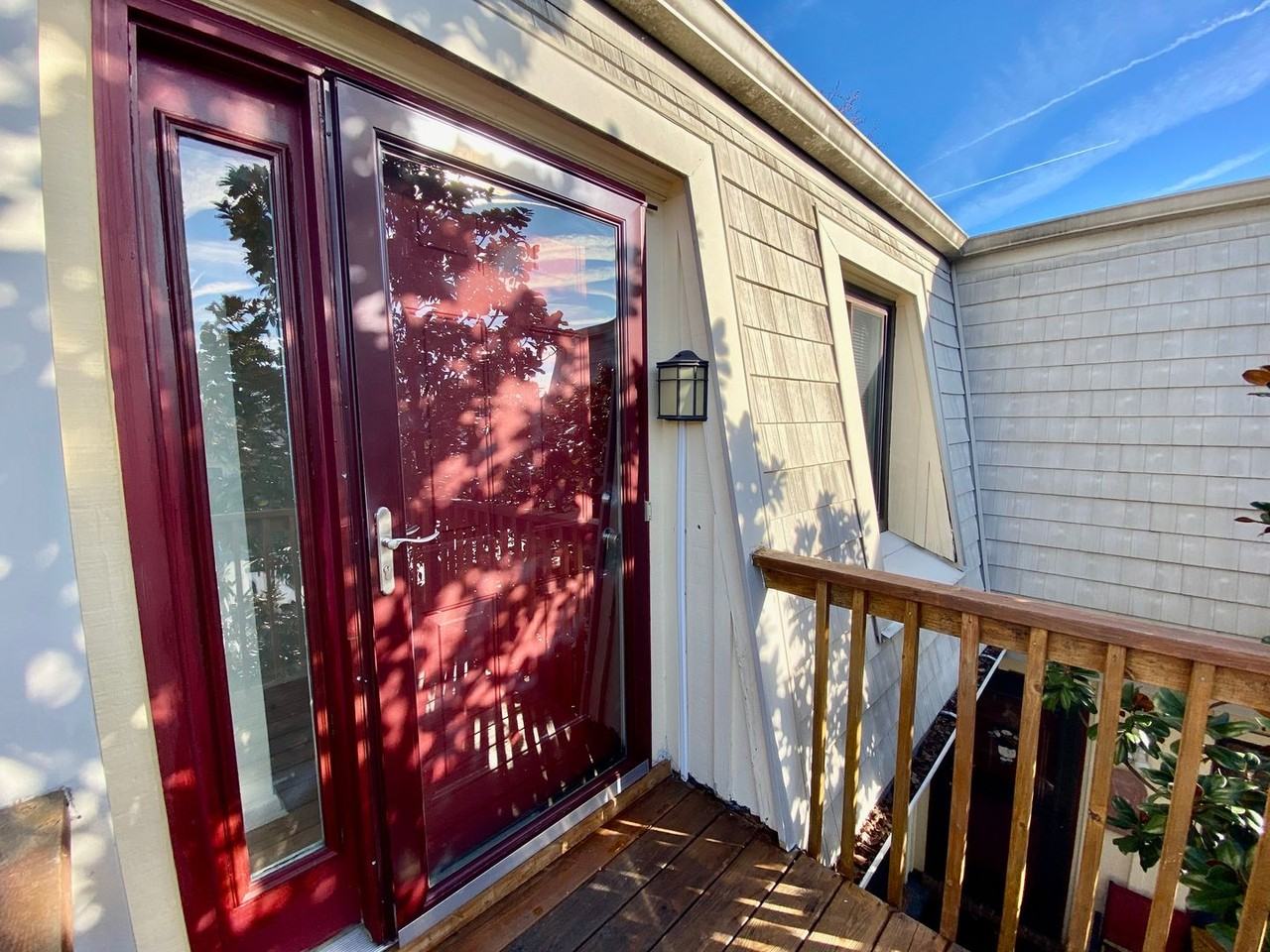 1010 Lands End Way - Photo 6 of 36