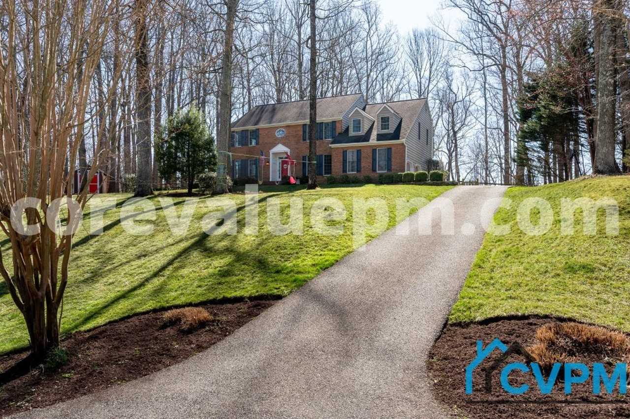 1009 Howard Grove Ct - Photo 2 of 44