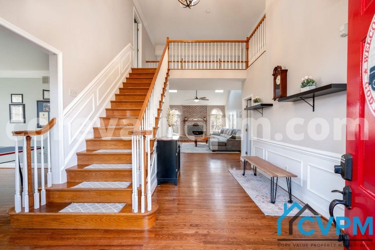 1009 Howard Grove Ct - Photo 3 of 44