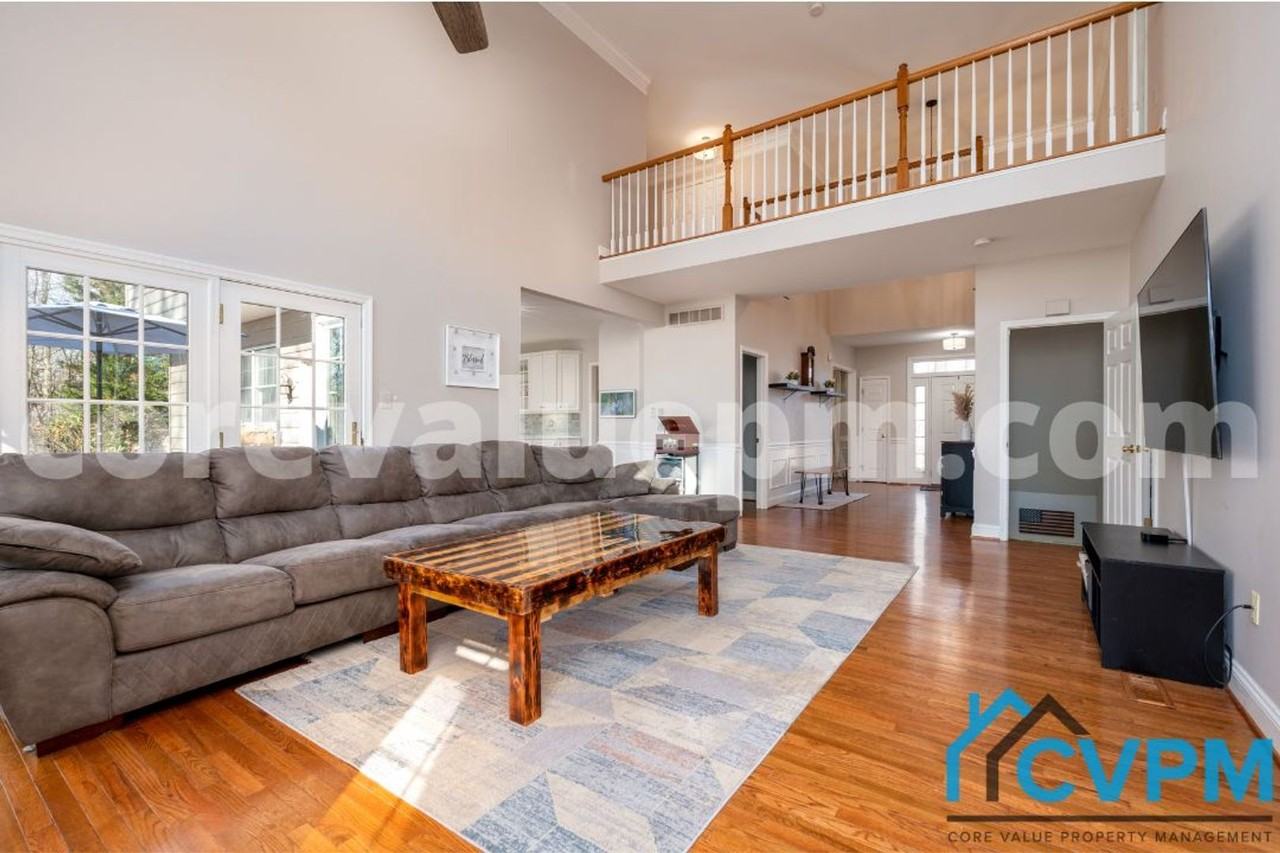 1009 Howard Grove Ct - Photo 7 of 44