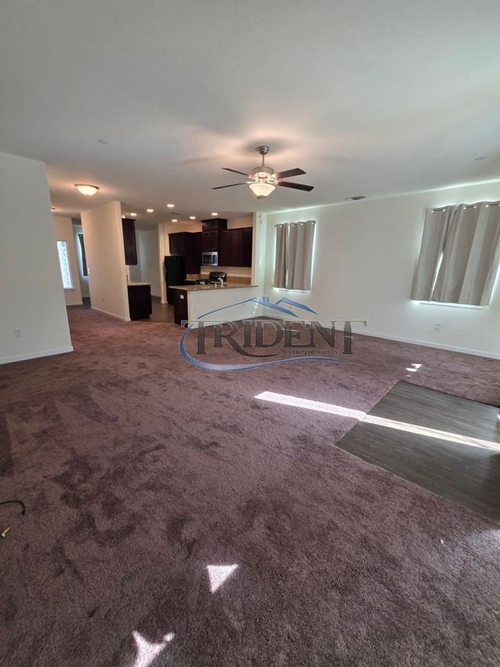 2062 River Rock Dr - Photo 4 of 23