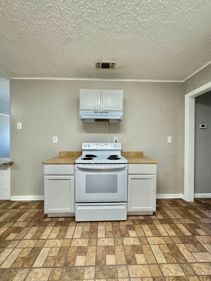 2013 Koberlin St - Photo 7 of 16