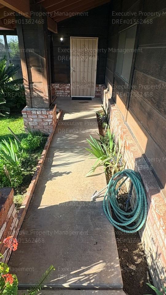 1328 Malerbi Ct - Photo 4 of 33