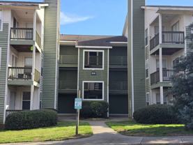 979 Stewarts Creek Dr - Photo 1 of 1