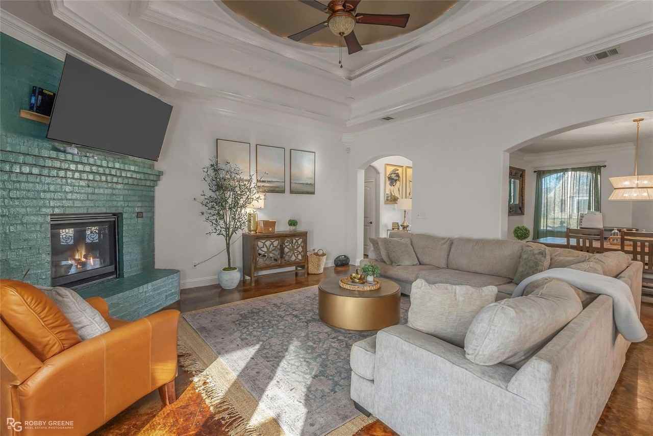 232 Morgan Ct - Photo 3 of 39