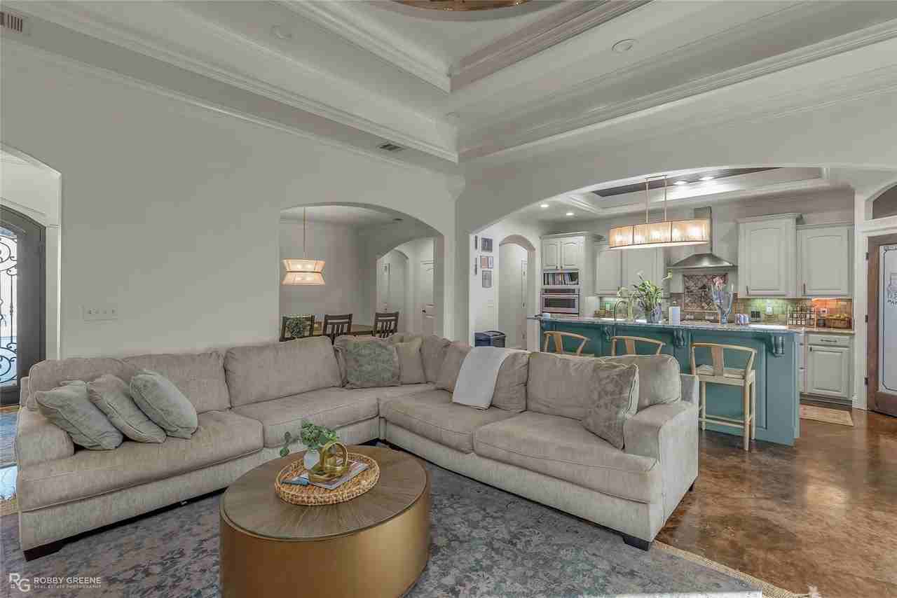 232 Morgan Ct - Photo 7 of 39