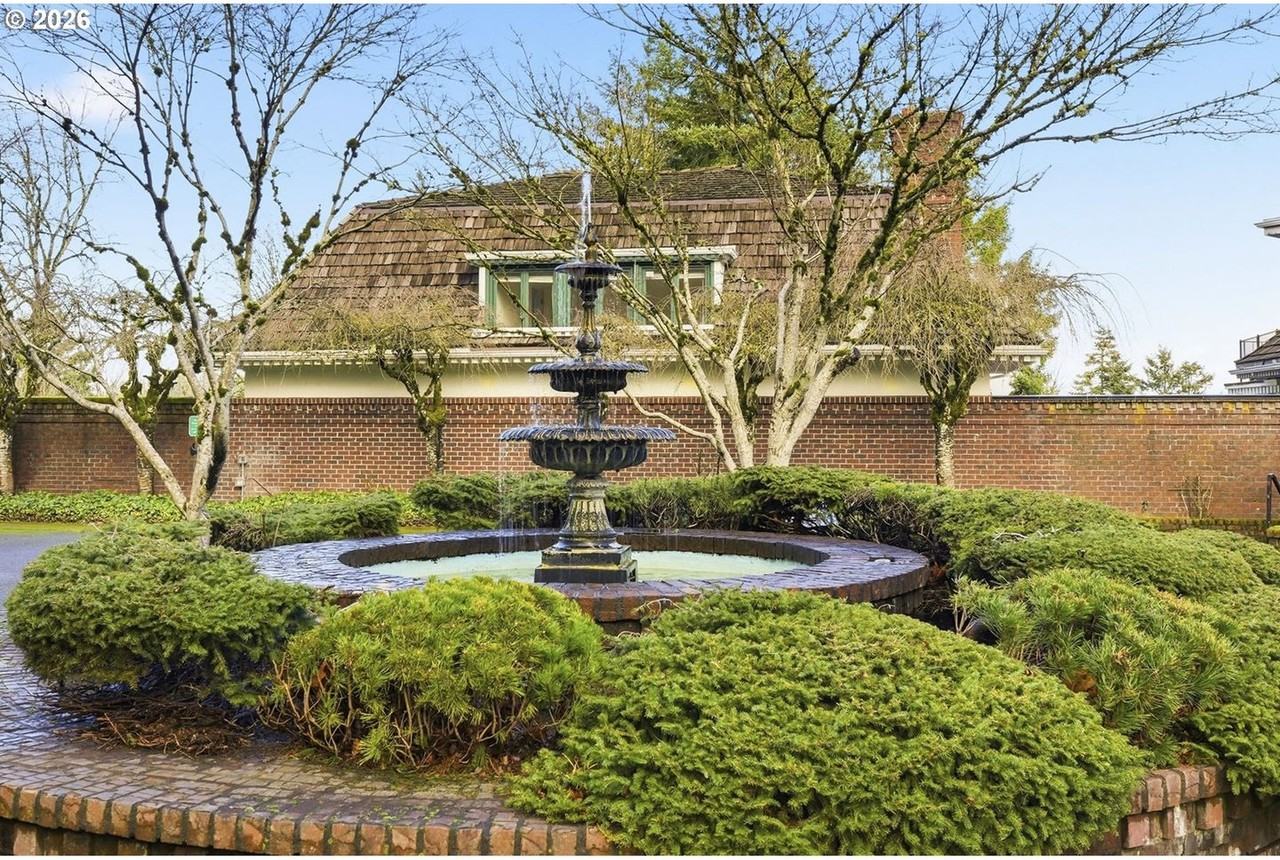 3611 Sw Humphrey Blvd - Photo 2 of 49