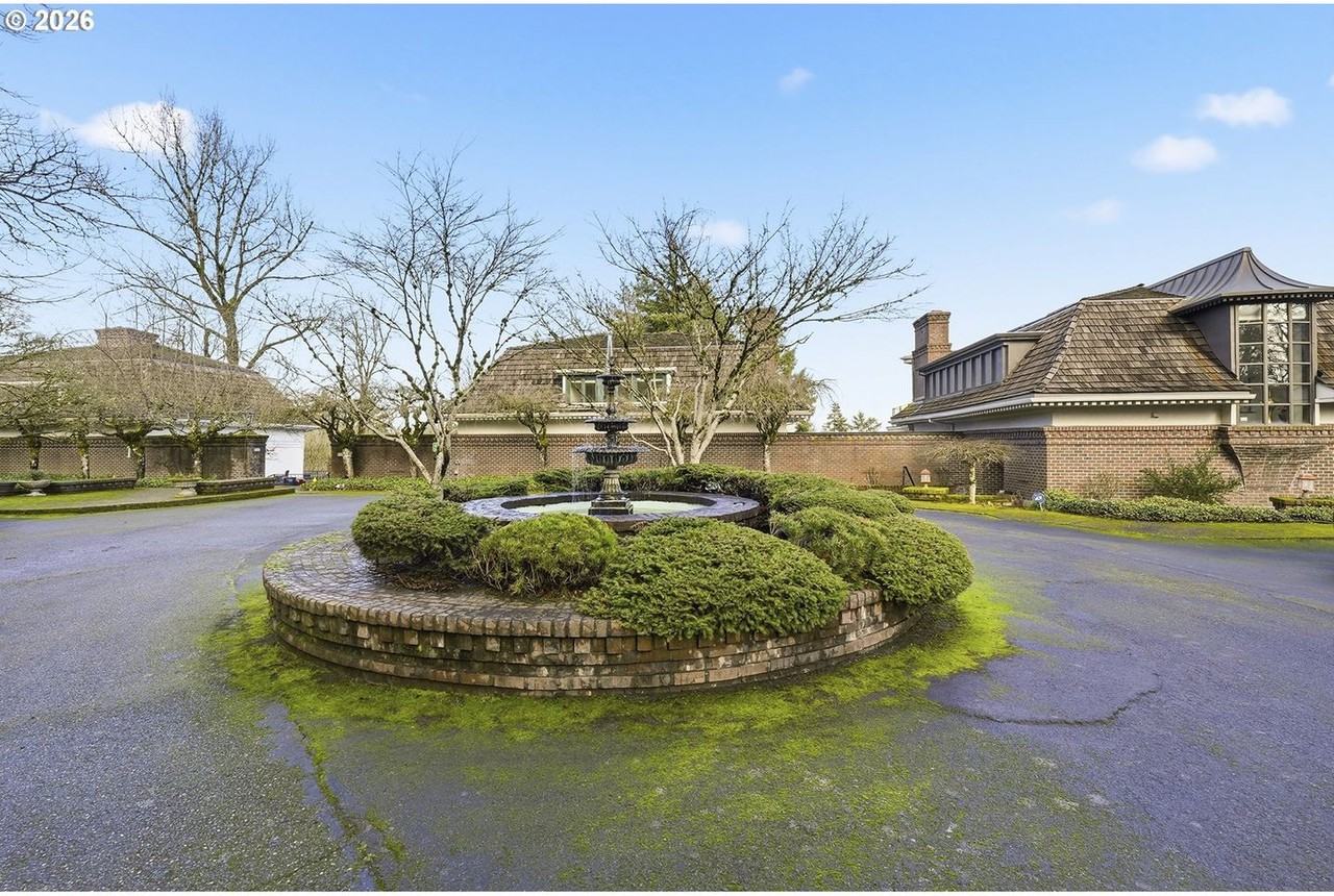 3611 Sw Humphrey Blvd - Photo 3 of 49