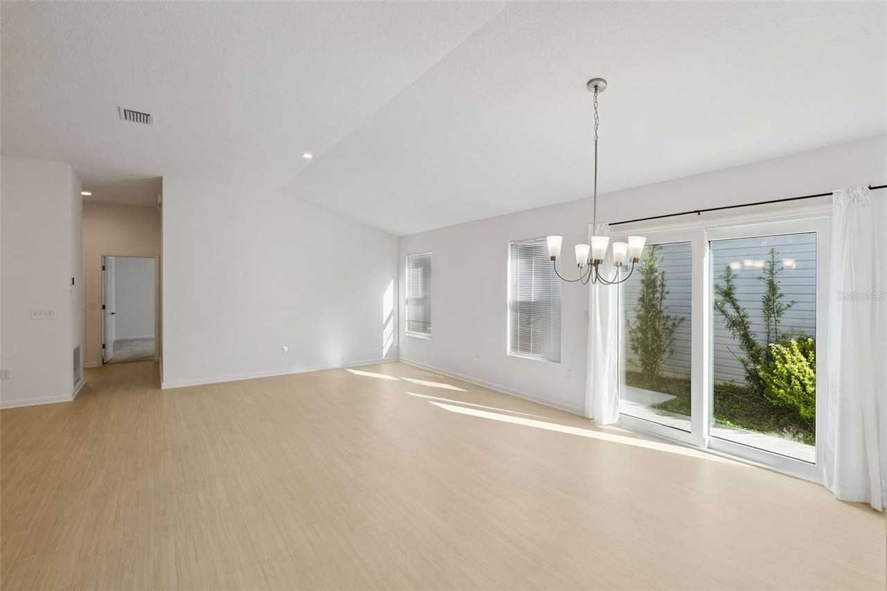 17548 Kuenher Ct - Photo 5 of 17