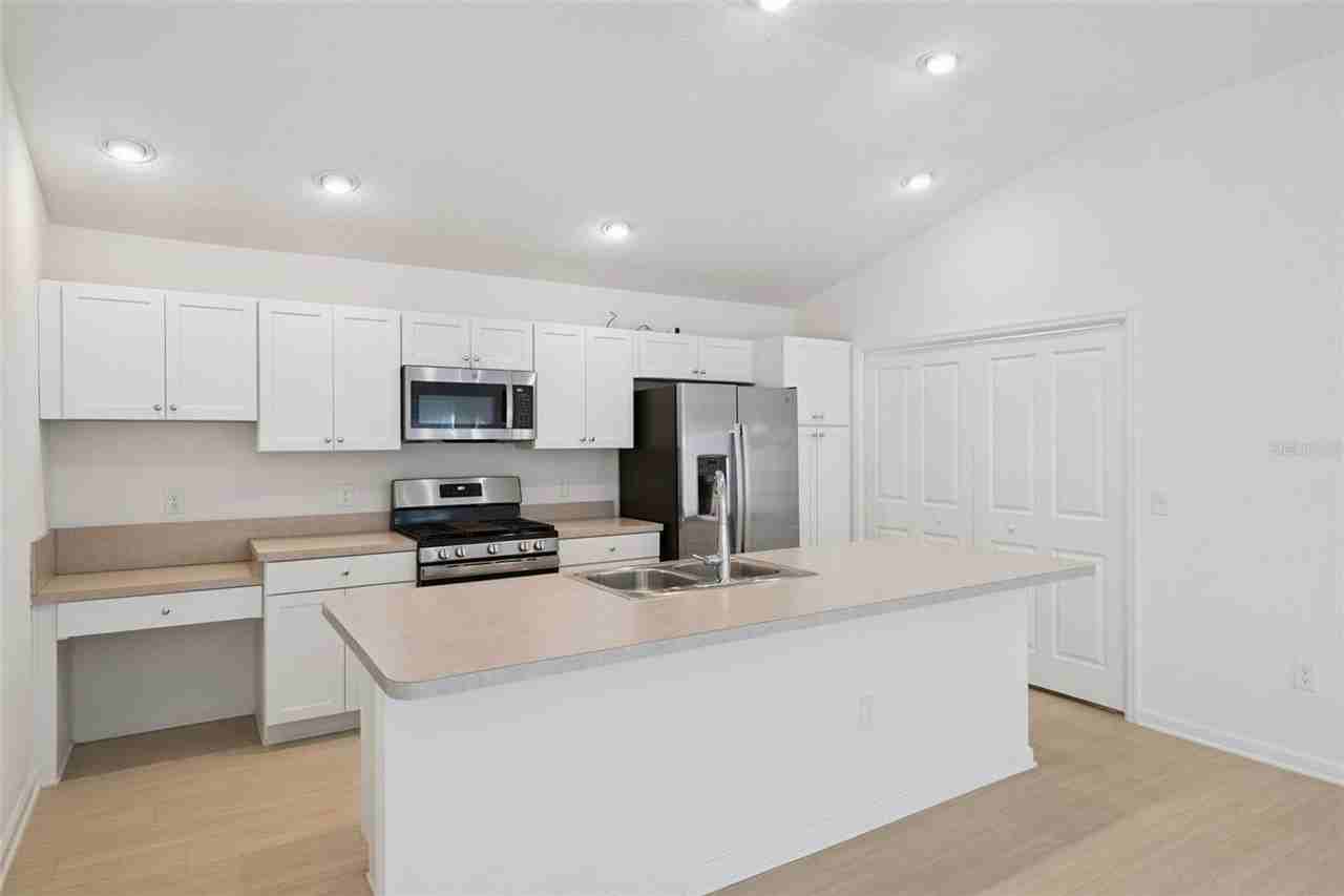 17548 Kuenher Ct - Photo 7 of 17