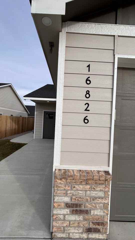 16826 16826 W Kashmir St - 16826 W Kashmir St - Photo 3 of 22