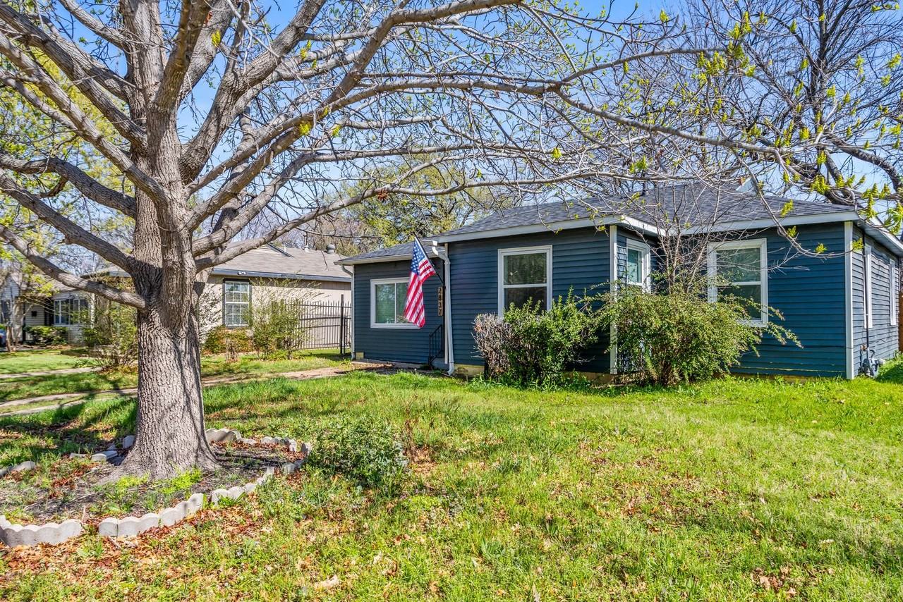 2837 S Hills Ave - Photo 4 of 36