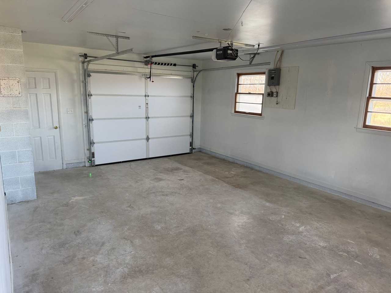 5869 Race Track Rd - Photo 6 of 10