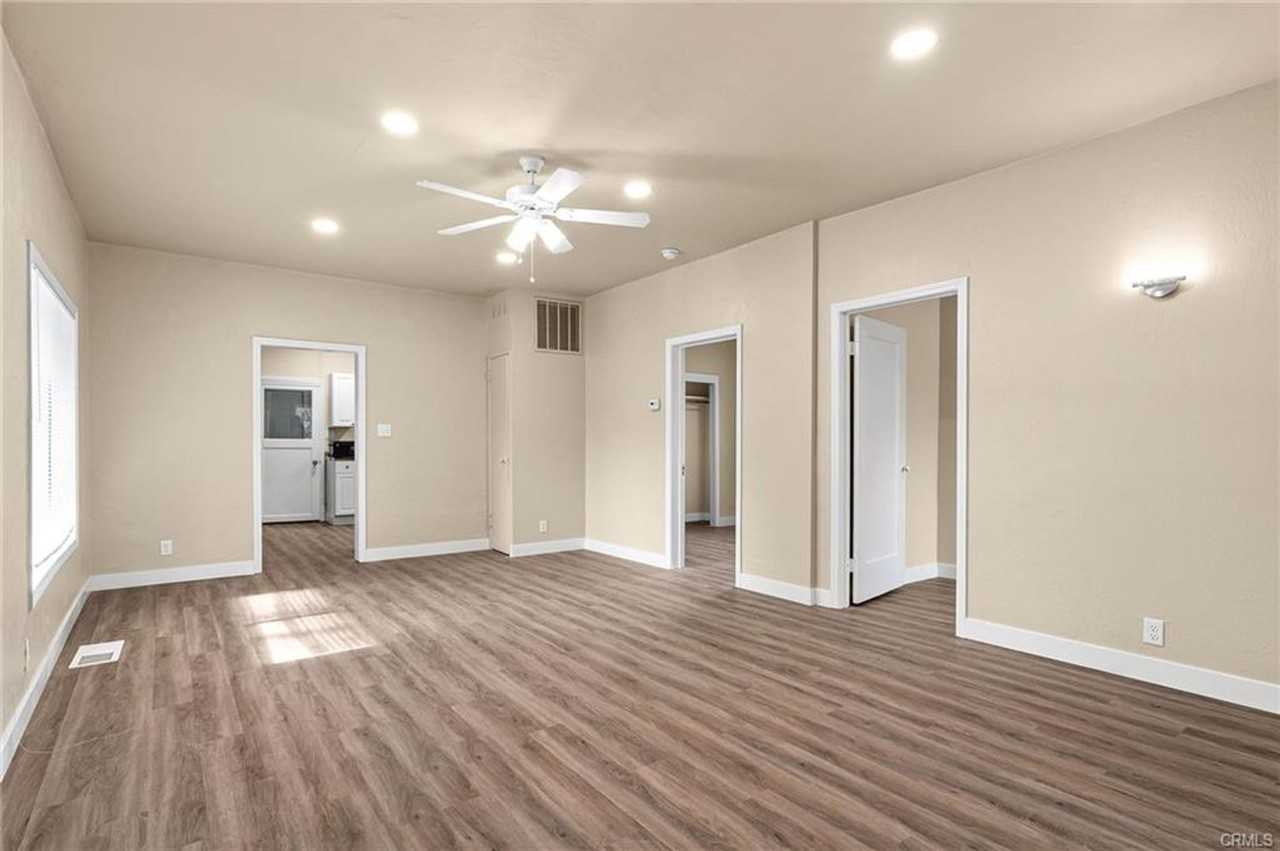 1421 Citrus Avenue - Photo 6 of 33