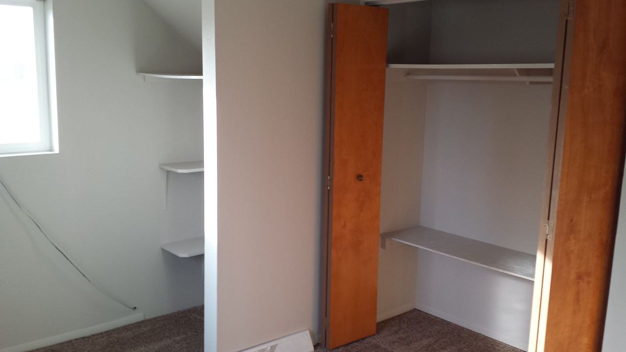 6344 Eastside Hwy - Photo 2 of 27