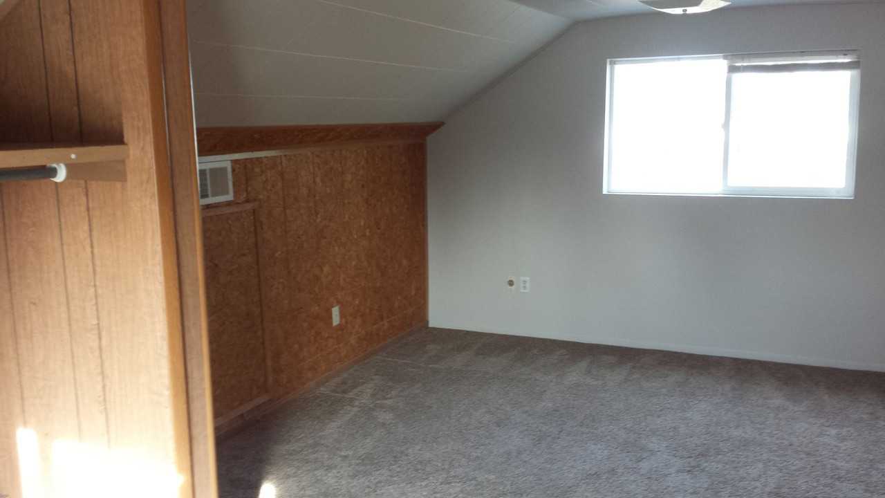 6344 Eastside Hwy - Photo 3 of 27