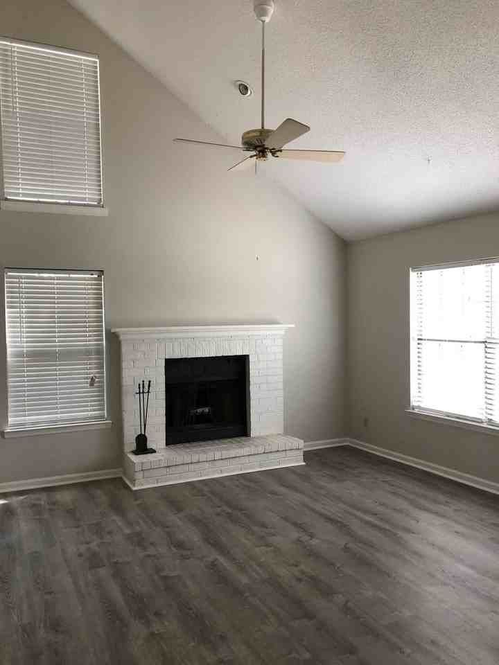 6 Windmill Ct - Photo 2 of 16