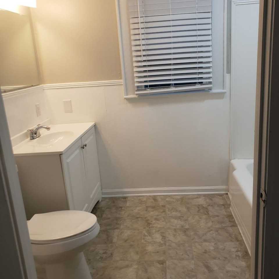 2766 Court Dr - Photo 7 of 13