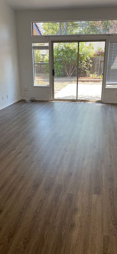 924 Zaragoza St - Photo 4 of 9