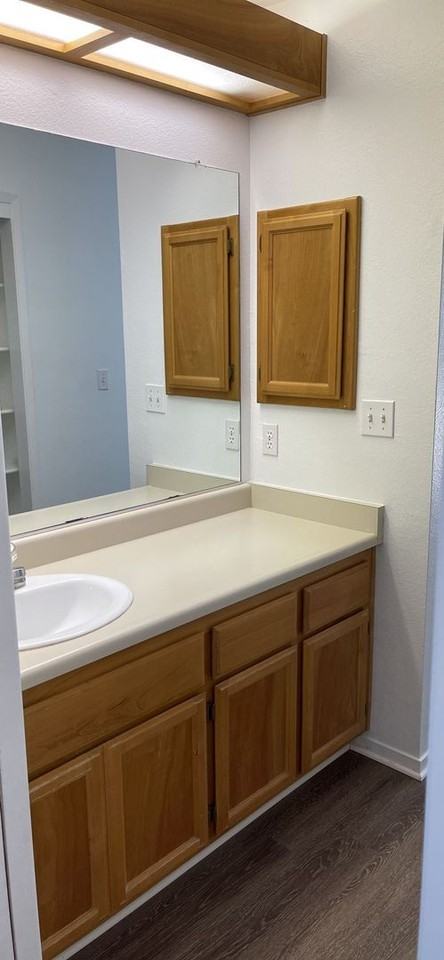 924 Zaragoza St - Photo 6 of 9