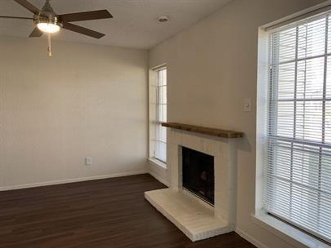 2739 2739 Patricia Ln - 2739 Patricia - Photo 2 of 13