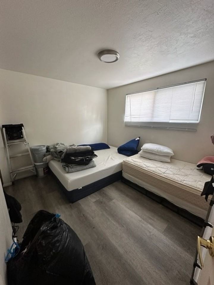 1440 S 320 E - Photo 3 of 4