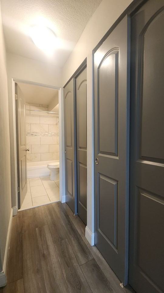 8717 Watson Rd - Photo 3 of 10