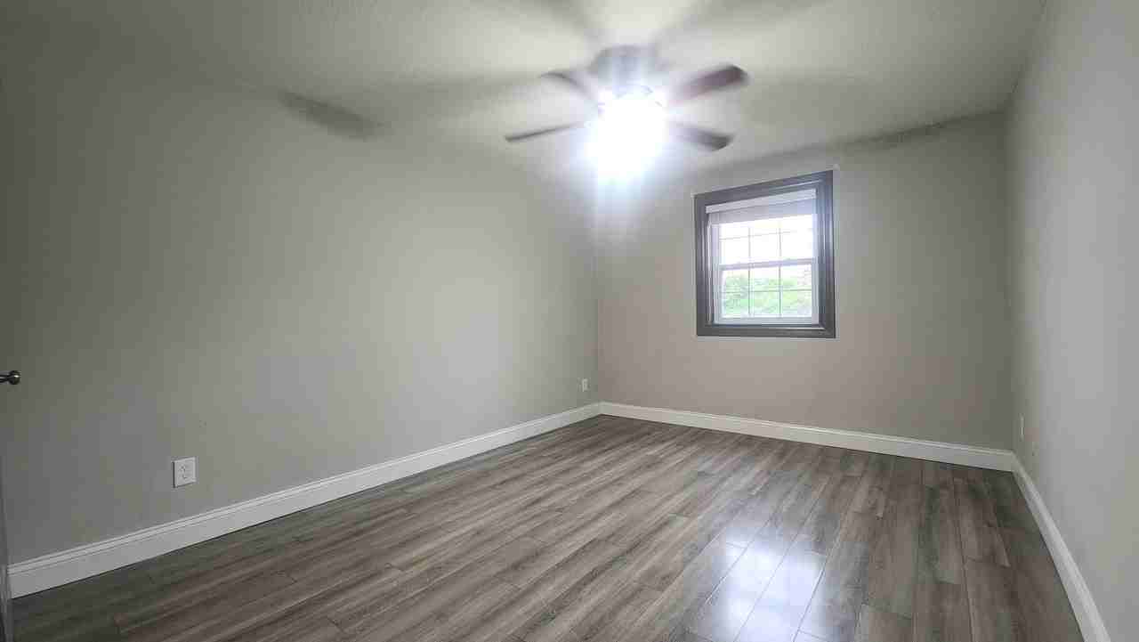 8717 Watson Rd - Photo 5 of 10