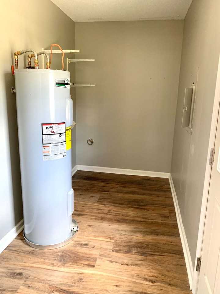 512 Kellia Dr - Photo 6 of 14