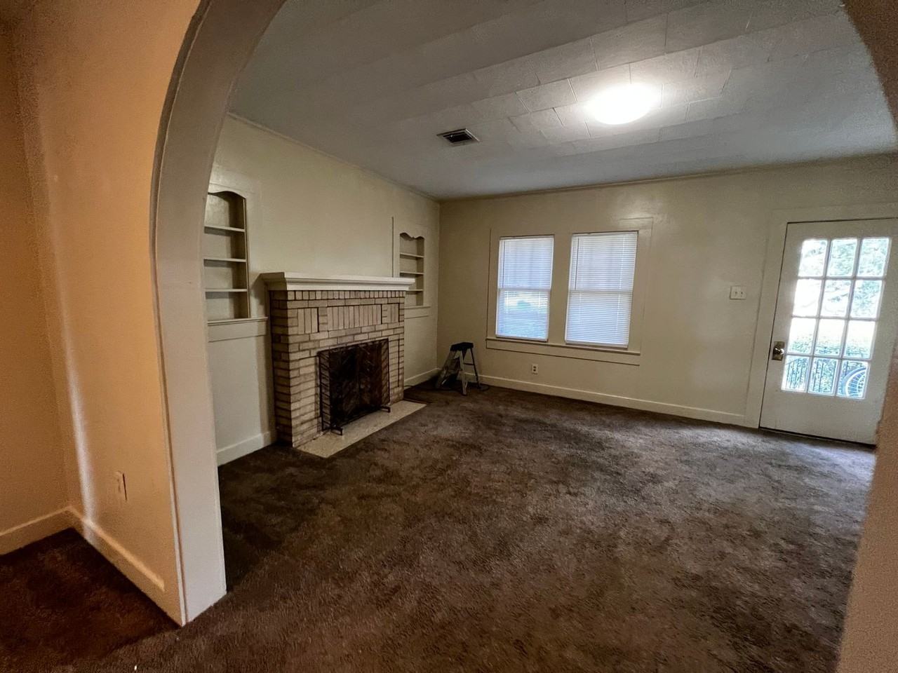 119 Saint Julien Ave - Photo 4 of 17