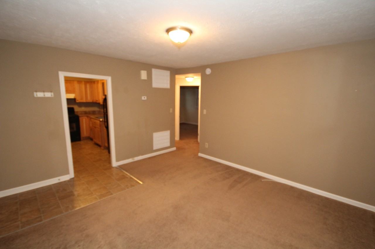 159 Bannister Ave - Photo 7 of 20