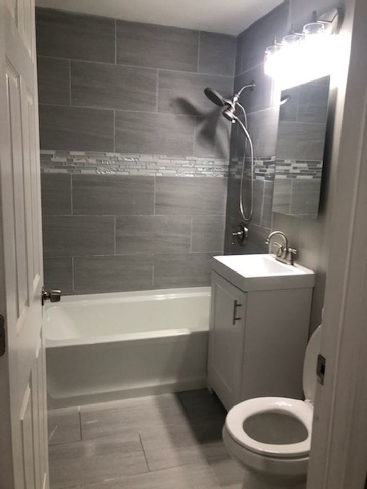 1301 Fayette St - Photo 2 of 8