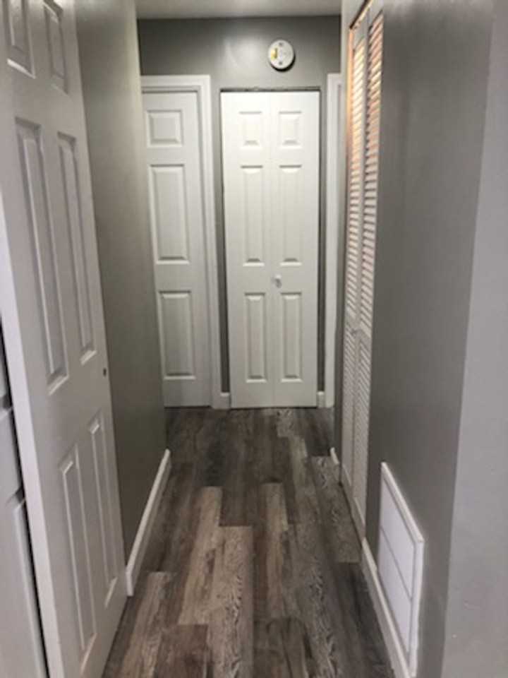 1301 Fayette St - Photo 5 of 8